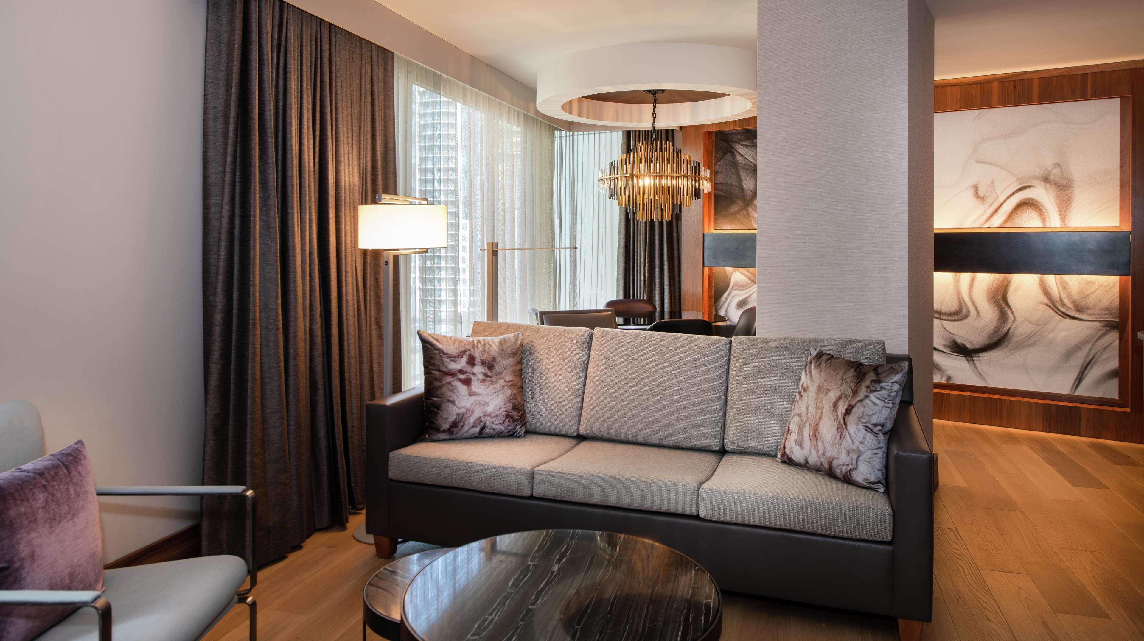 The Charter Hotel Seattle, Curio Collection By Hilton Exteriör bild