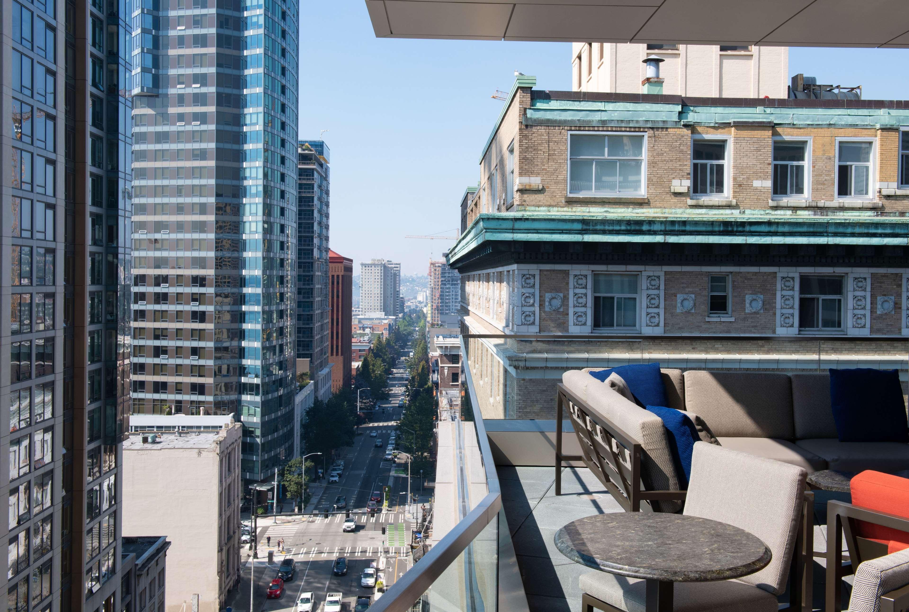 The Charter Hotel Seattle, Curio Collection By Hilton Exteriör bild