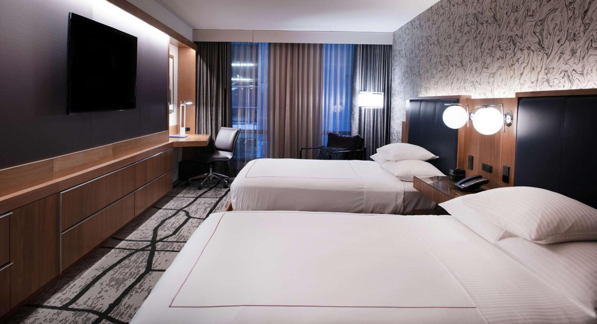 The Charter Hotel Seattle, Curio Collection By Hilton Exteriör bild
