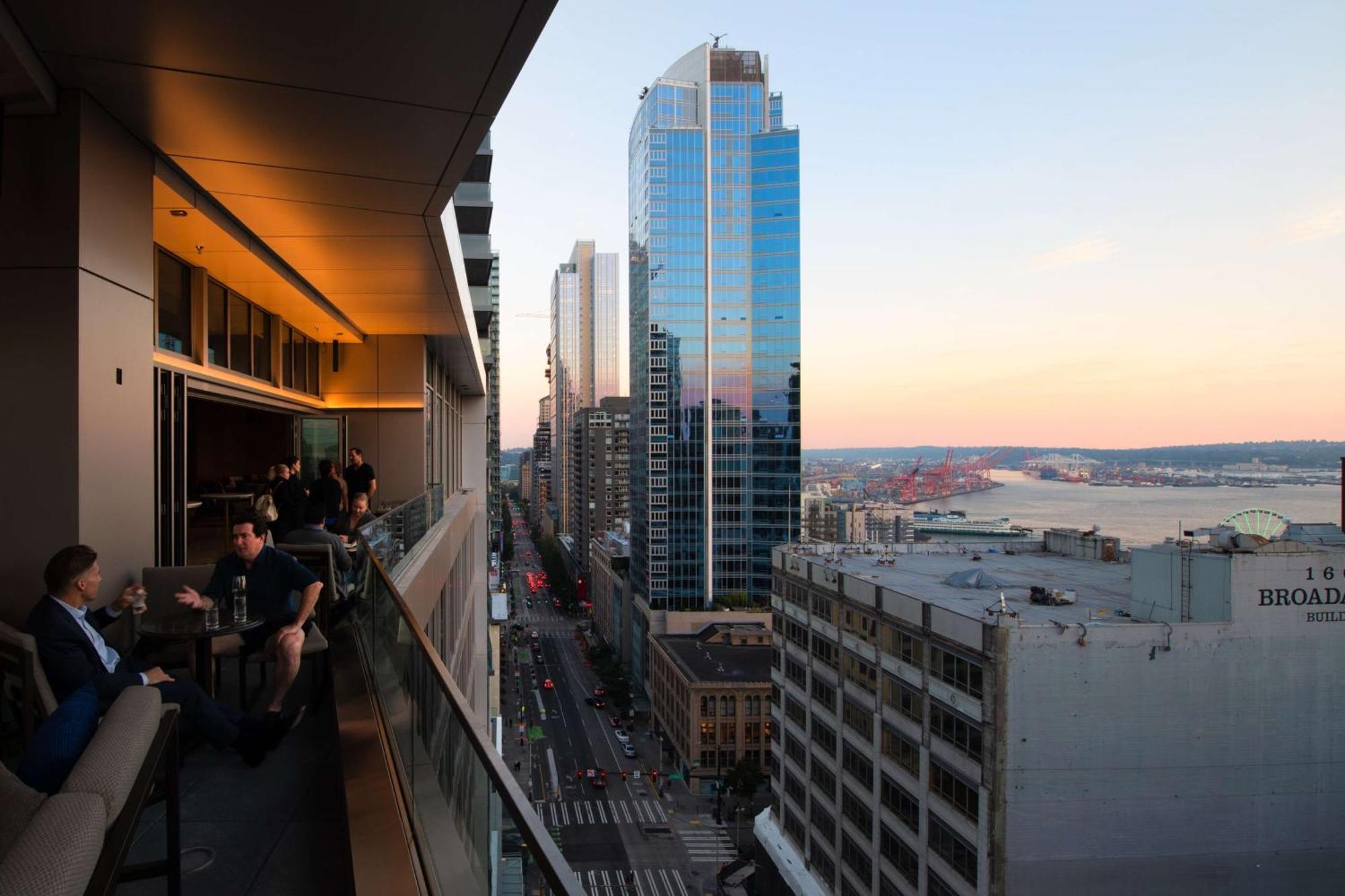 The Charter Hotel Seattle, Curio Collection By Hilton Exteriör bild